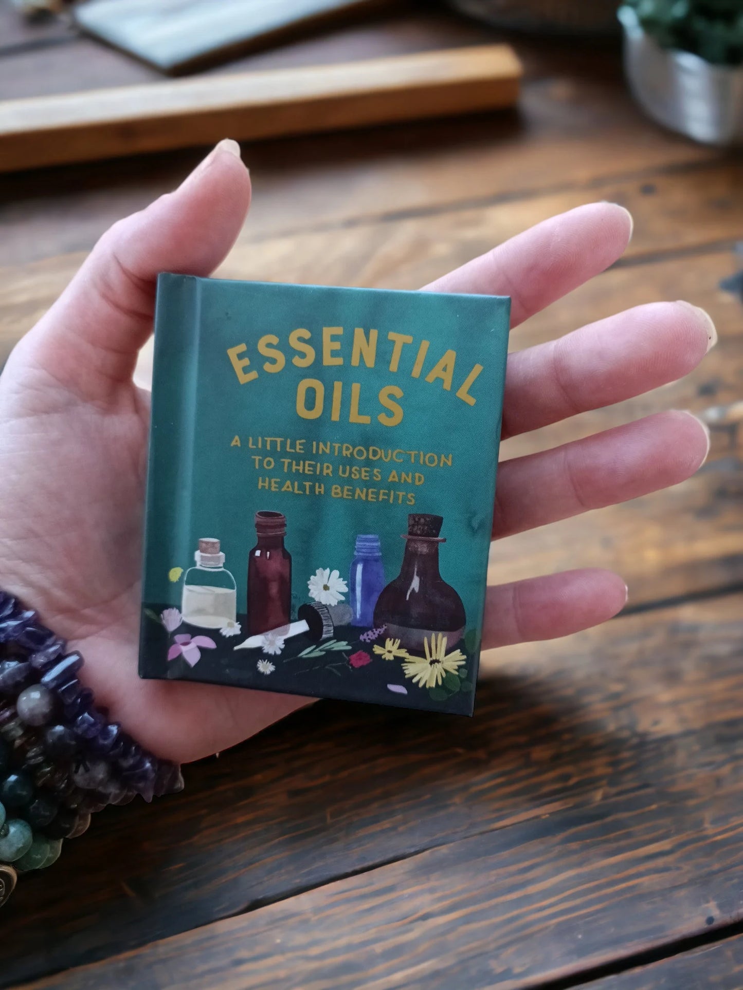 Mini Essential Oil Pocket size Book