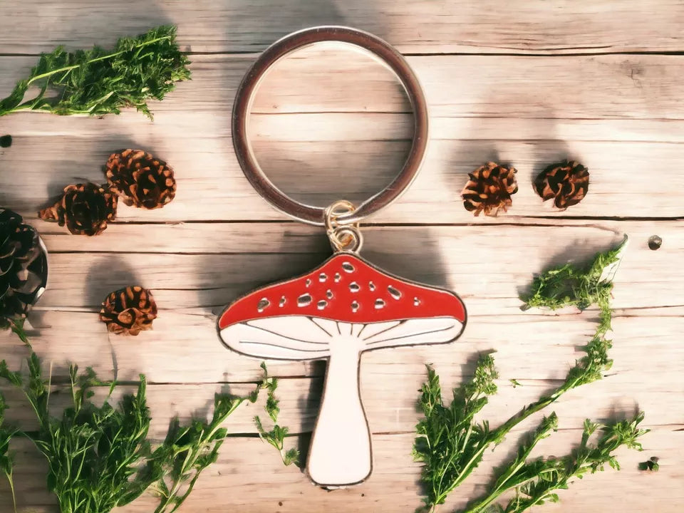 Metal Toadstool/Fly agaric lucky mushroom keyring